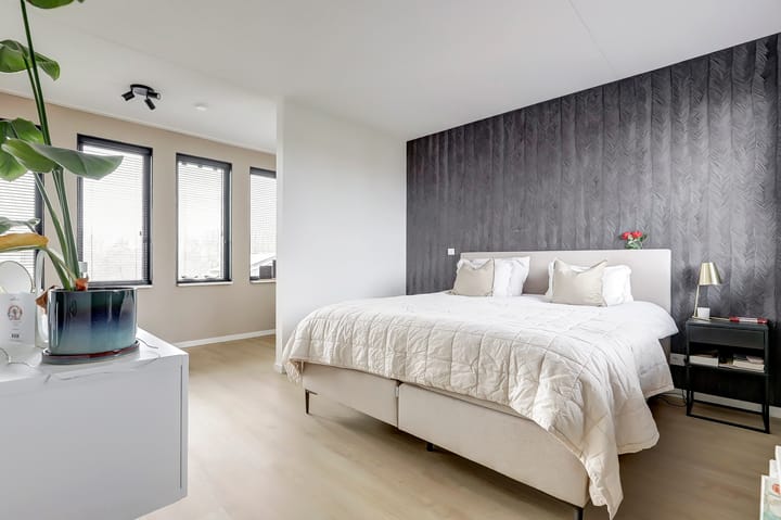 Foto 30 van John Denverlaan 57