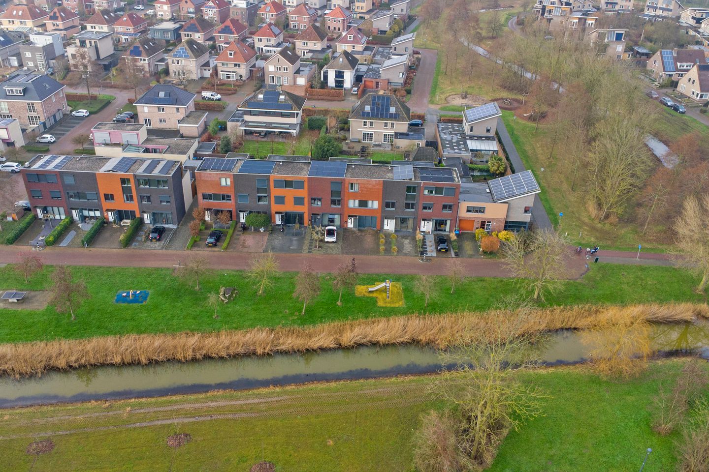 Foto 35 van John Denverlaan 57