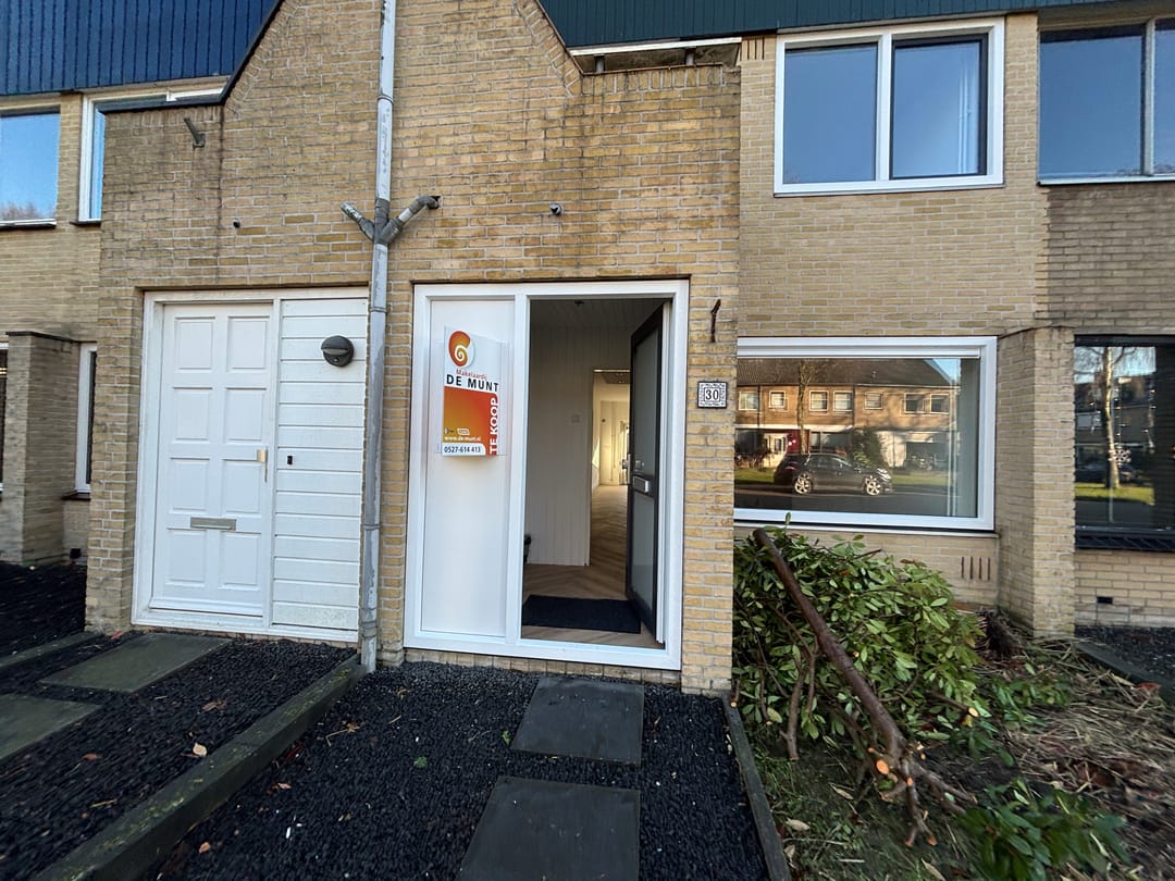 Foto 38 van Meteorenstraat 30