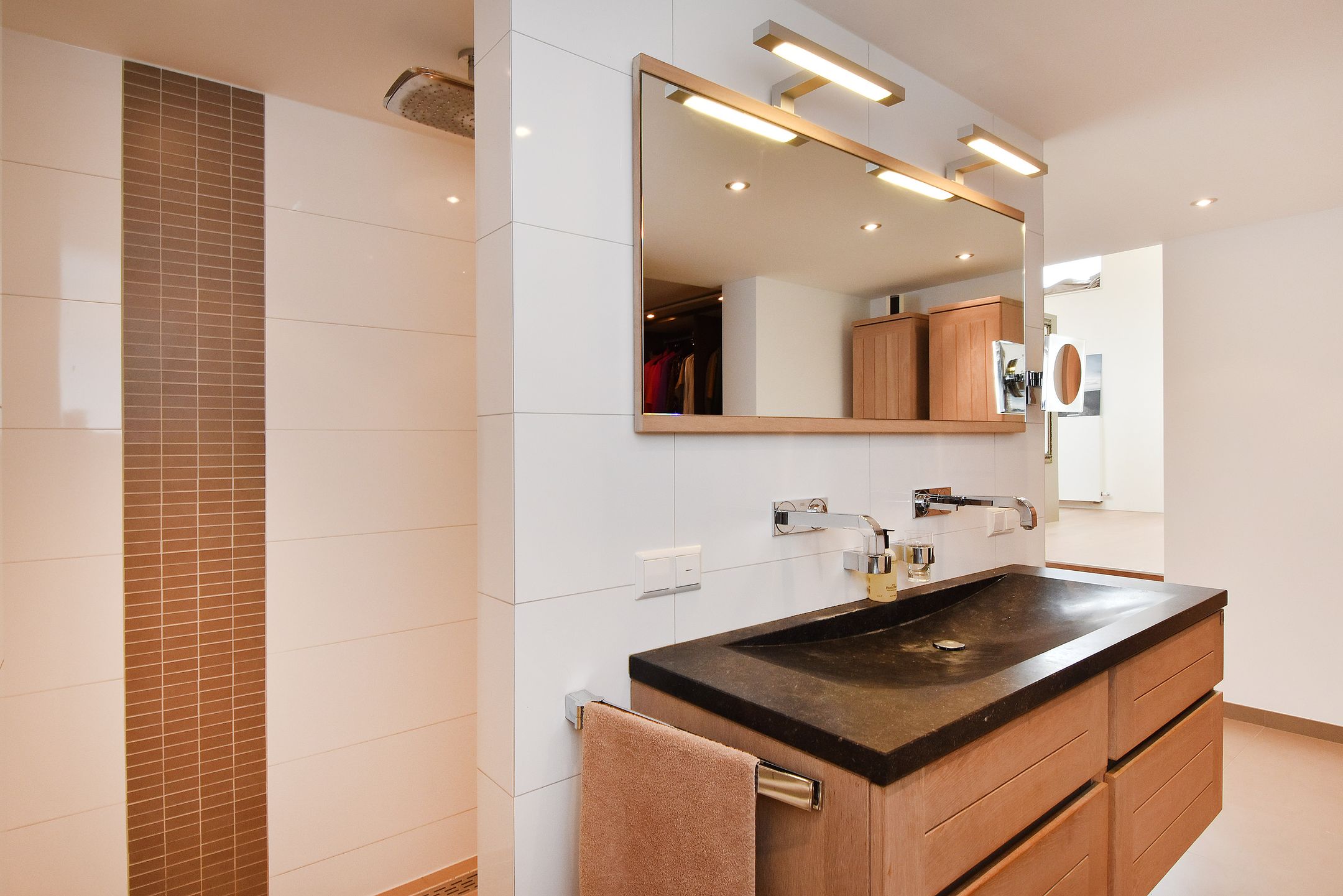 Foto 33 van Noordeindseweg 57