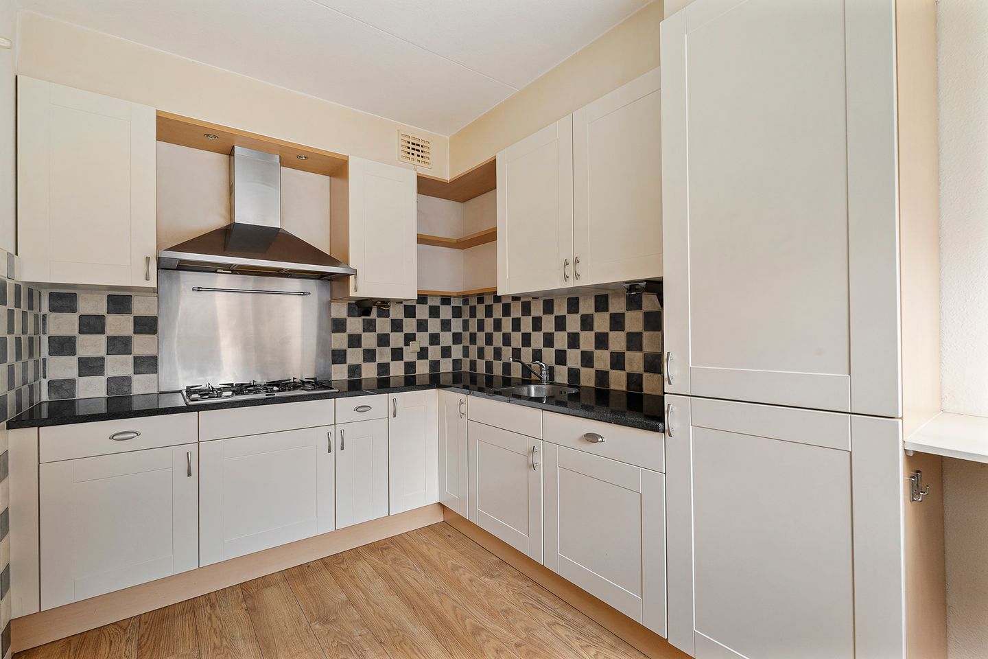 Foto 10 van Fresiastraat 15