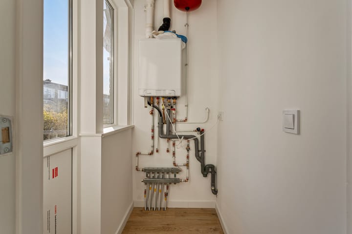 Foto 14 van Terschellingsestraat 14-B