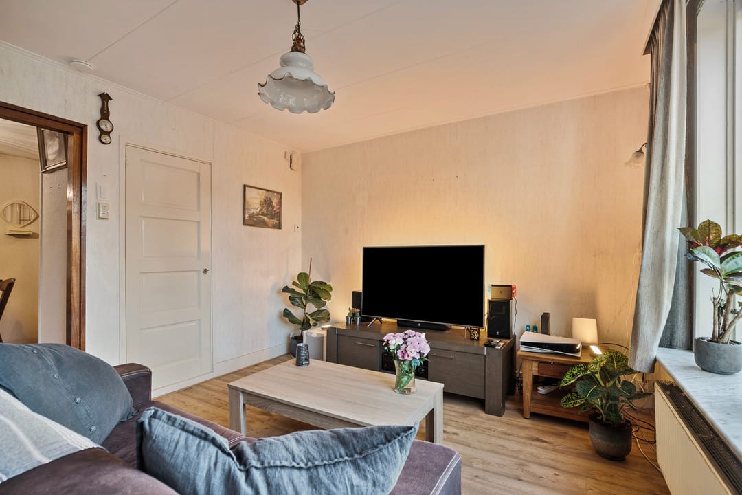 Photo 11 of Stationsweg 10