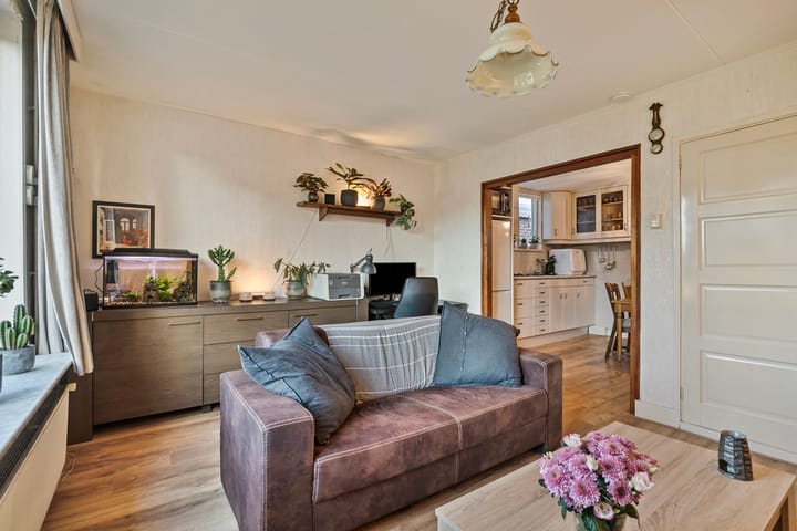 Foto 2 van Stationsweg 10