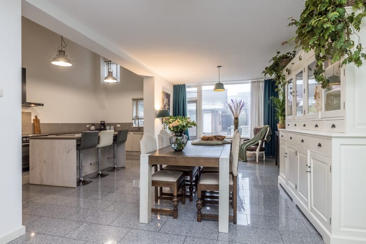 Foto 14 van Stationstraat 17