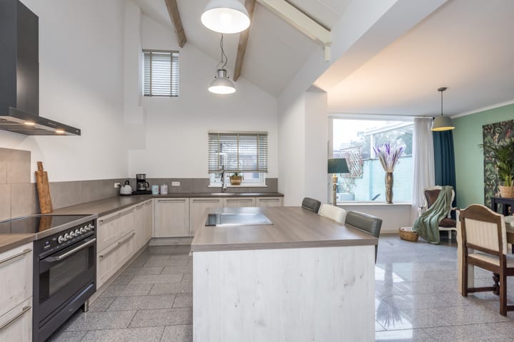 Foto 16 van Stationstraat 17