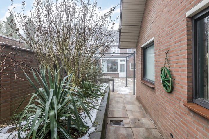 Foto 38 van Stationstraat 17