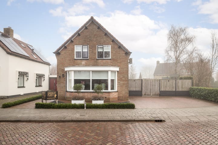 Foto 1 van Bernhardstraat 5