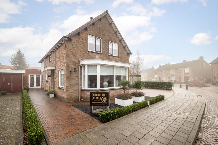 Foto 5 van Bernhardstraat 5