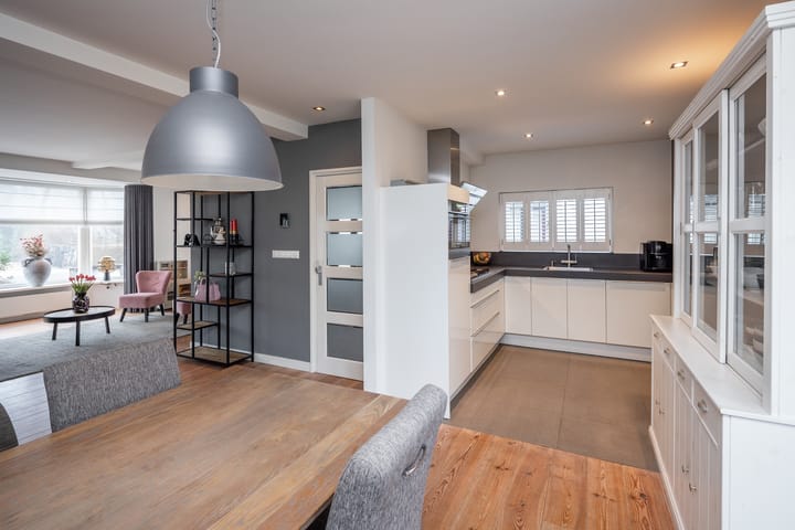 Foto 13 van Bernhardstraat 5