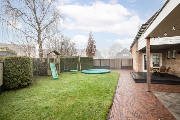 Foto 31 van Bernhardstraat 5