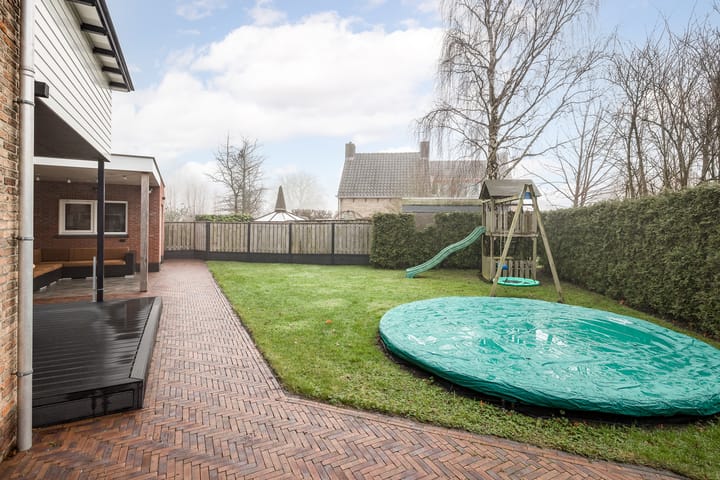 Foto 32 van Bernhardstraat 5