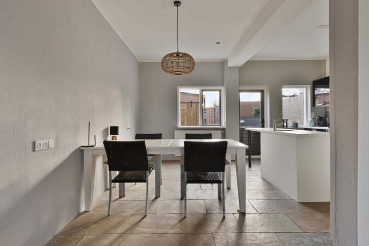 Foto 4 van Spoorstraat 26