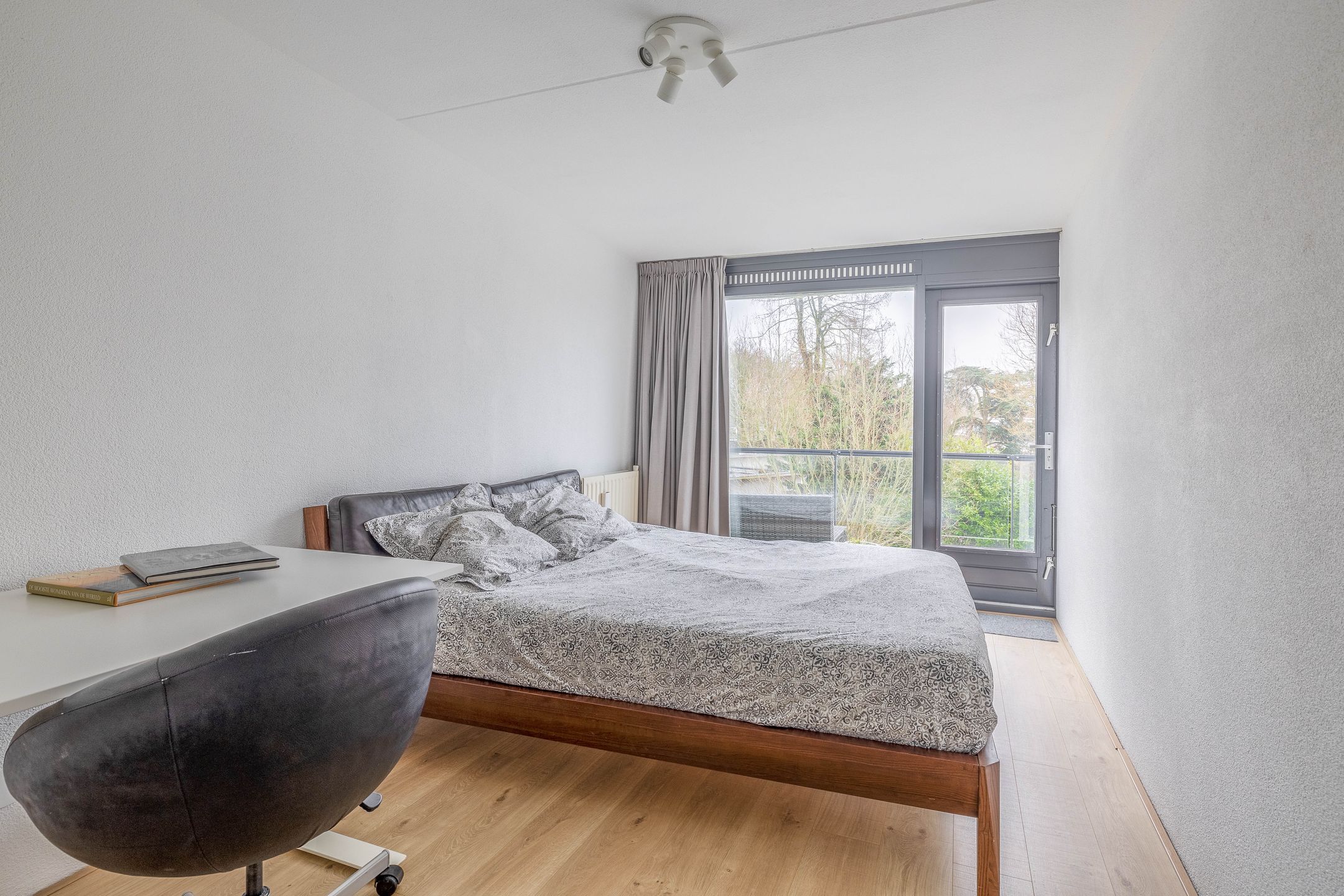 Foto 30 van Koenraad Bothstraat 76