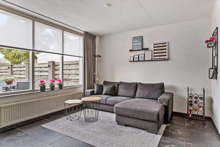 Photo 6 of Zuid-Oosterstraat 3