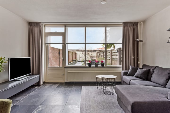 Photo 7 of Zuid-Oosterstraat 3