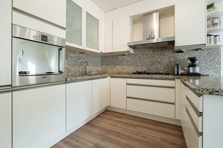 Foto 10 van Montaubanstraat 151