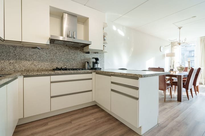 Foto 11 van Montaubanstraat 151