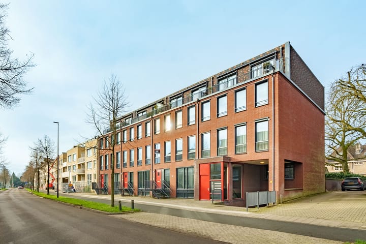 Foto 24 van Montaubanstraat 151