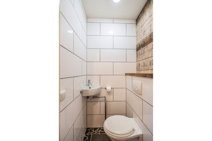 Photo 25 of Teenschillerlaan 8