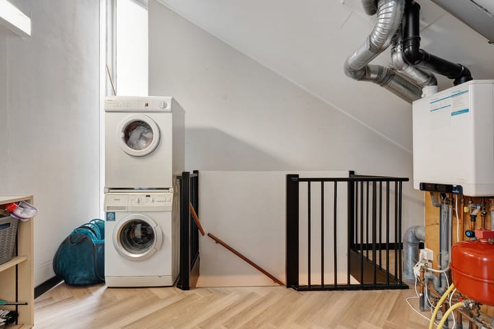 Photo 38 of Moeraszegge 20