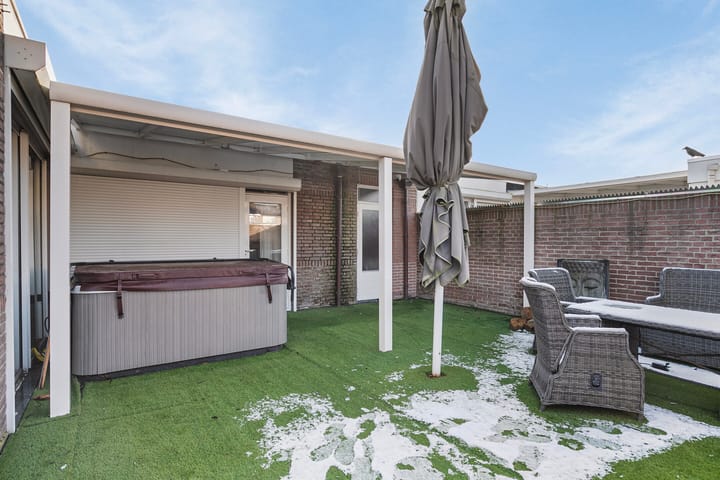 Foto 28 van Rijnlaan 14