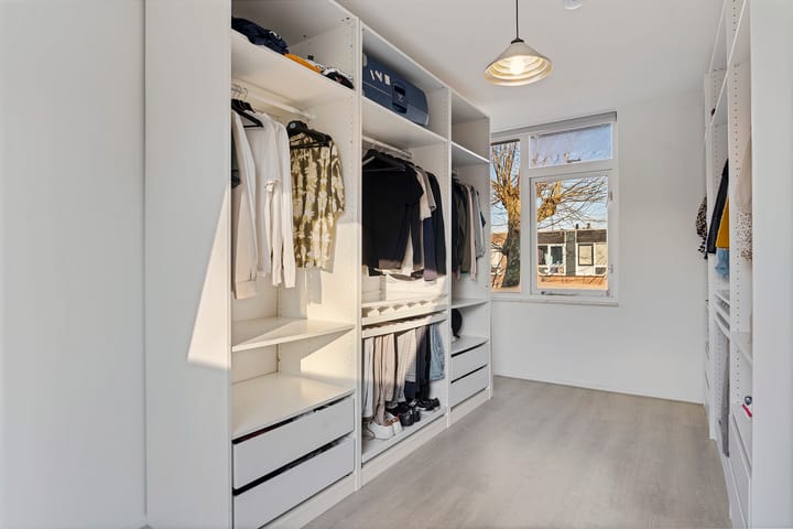 Photo 34 of Vogeldreef 28