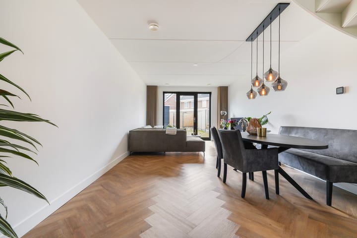 Photo 6 of Bunzing 10