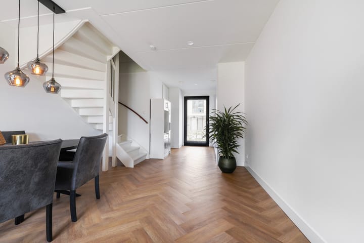 Photo 9 of Bunzing 10