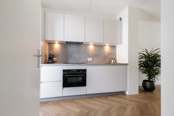 Photo 14 of Bunzing 10