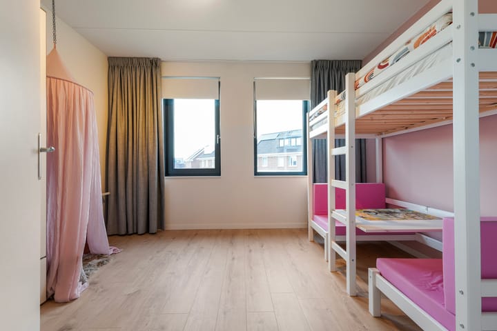 Photo 21 of Bunzing 10