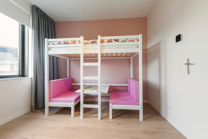 Photo 23 of Bunzing 10