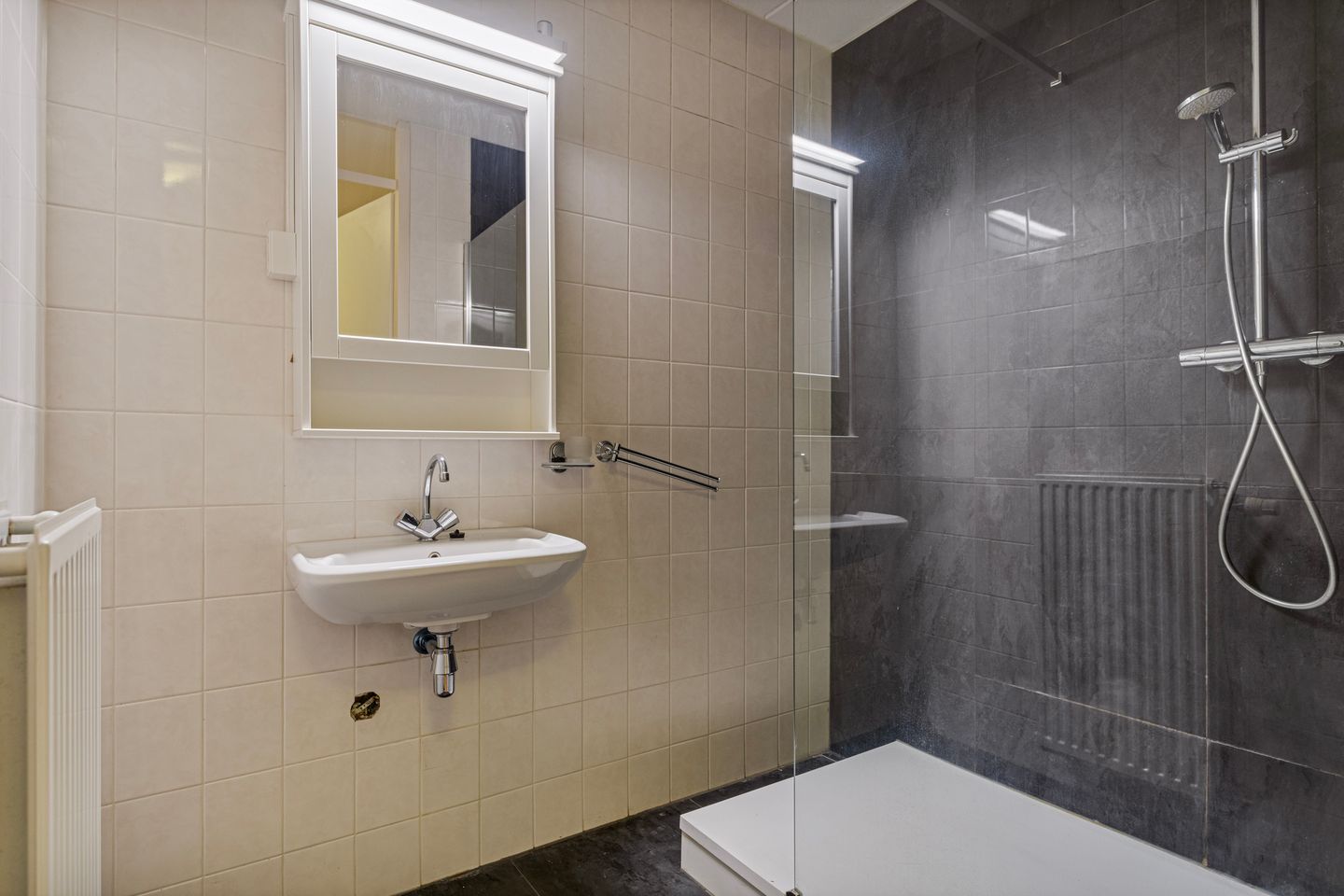 Photo 19 of Jonkerstraat 19