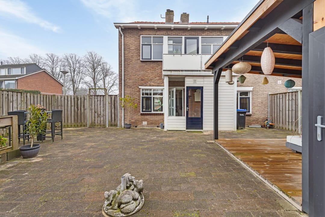 Photo 17 of Waalstraat 9