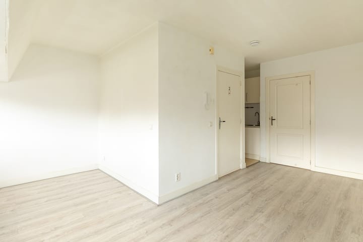 Foto 2 van Leeuwenstraat 52-B