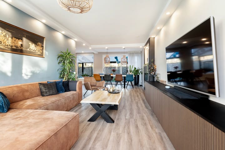 Foto 21 van Wemeldingestraat 11