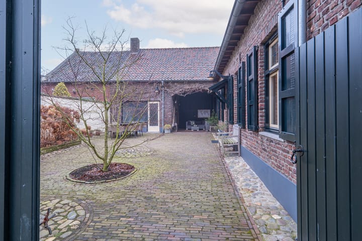 Foto 6 van Dorpstraat 9