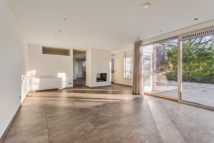 Foto 11 van Douve Weienstraat 56