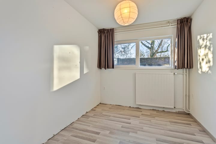 Foto 19 van Douve Weienstraat 56