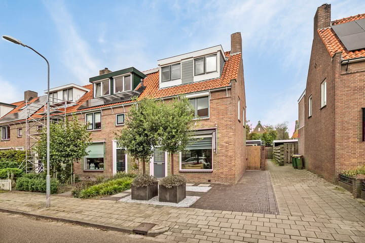 Foto 38 van Jan van Goyenstraat 11