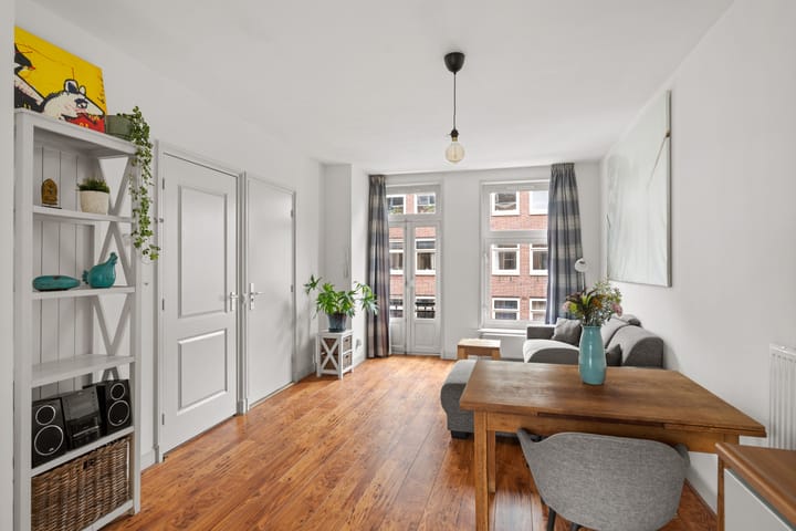 Foto 7 van Van Boetzelaerstraat 96-2