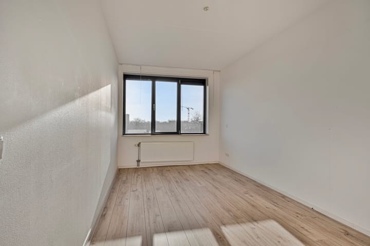 Foto 9 van Wadestein 98