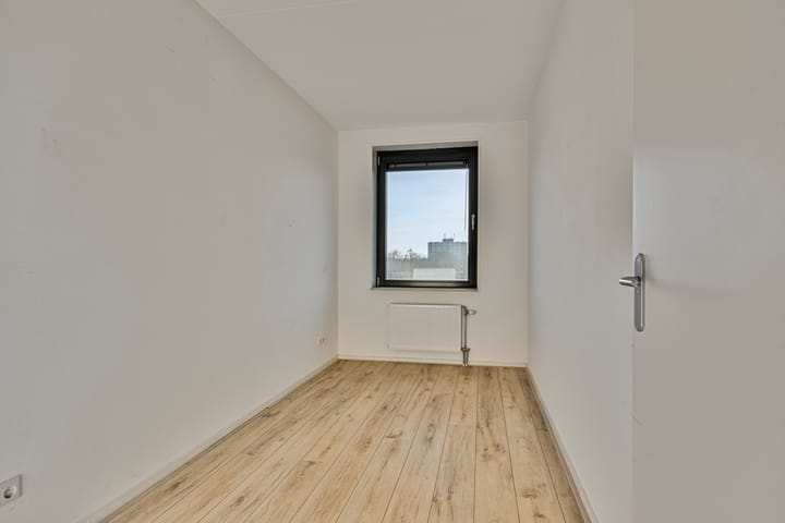 Foto 10 van Wadestein 98