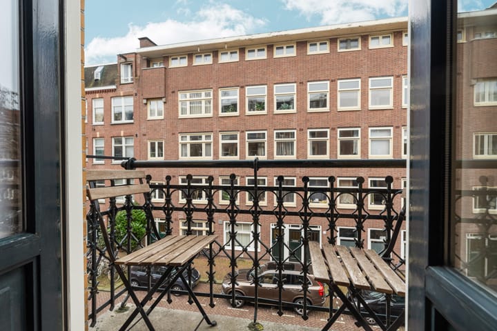 Foto 9 van Van Boetzelaerstraat 96-2