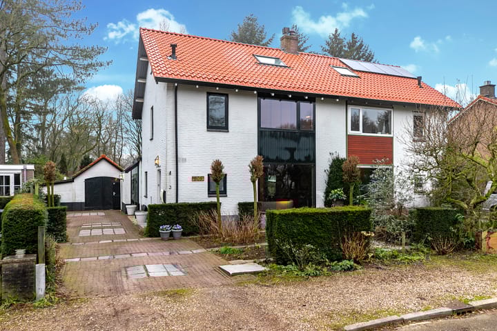 Foto 1 van van Westrenenlaan 3