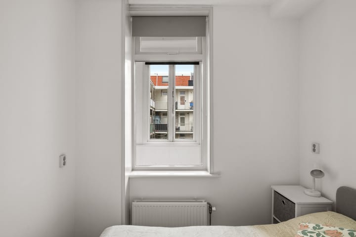 Foto 19 van Van Boetzelaerstraat 96-2