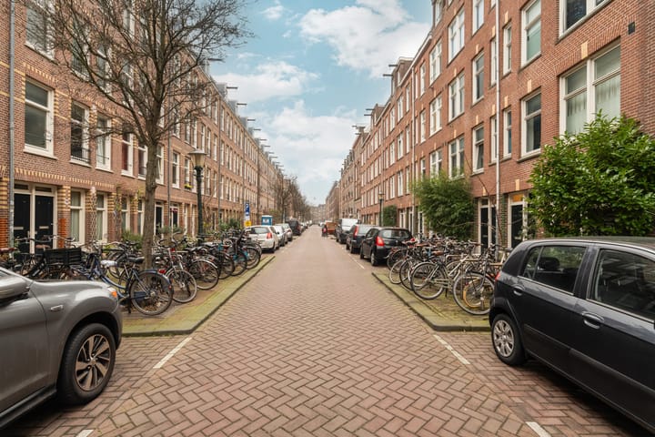 Foto 28 van Van Boetzelaerstraat 96-2