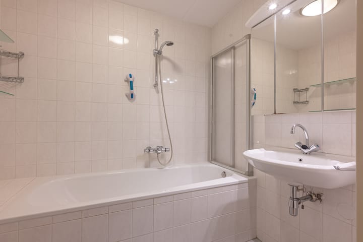 Foto 15 van Straterweg 71