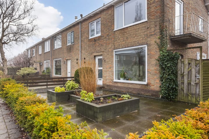 Photo 6 of Aert van der Neerstraat 67