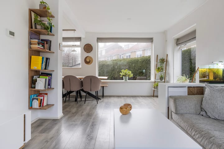 Photo 14 of Aert van der Neerstraat 67